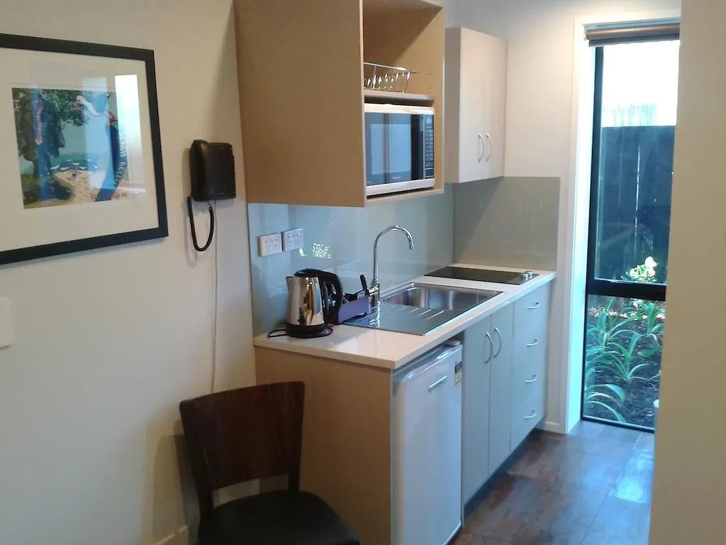 850 Cameron Motel Tauranga 5*,  Yeni Zelanda